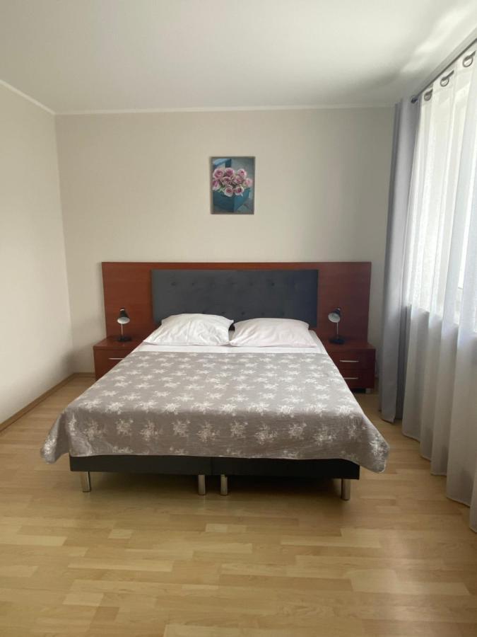 Apartamenty Rodzinne Zdrojowe Kudowa-Zdrój Esterno foto