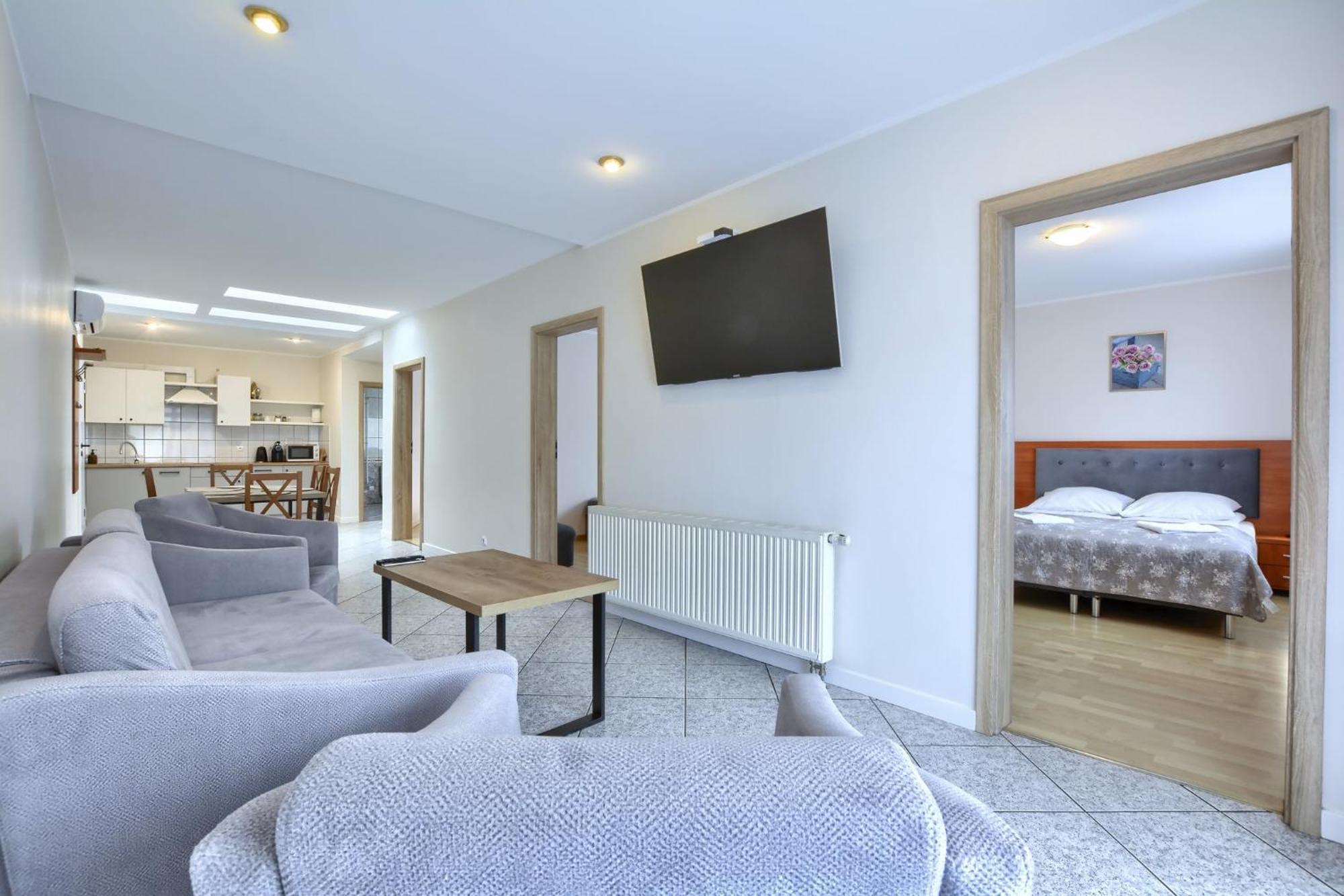 Apartamenty Rodzinne Zdrojowe Kudowa-Zdrój Esterno foto