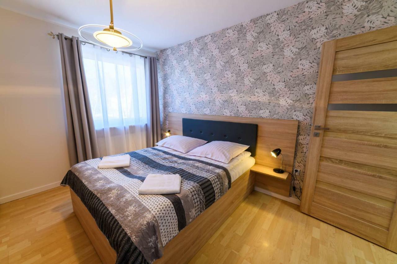 Apartamenty Rodzinne Zdrojowe Kudowa-Zdrój Esterno foto